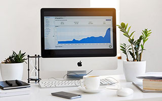 乐鱼app-始祖鸟母公司发布上市后首份财报，麦当劳冠名法甲