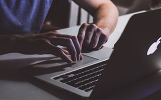 乐鱼app-始祖鸟母公司发布上市后首份财报，麦当劳冠名法甲